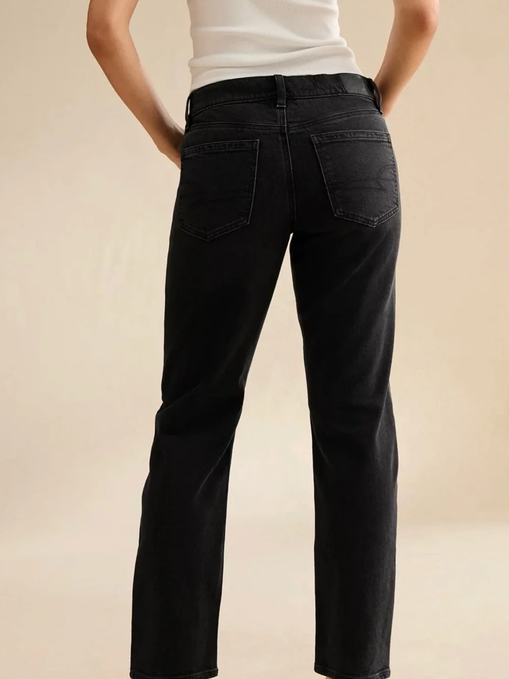 American Eagle Outfitters Black Straight-Leg Jeans high-rise stretch Long
